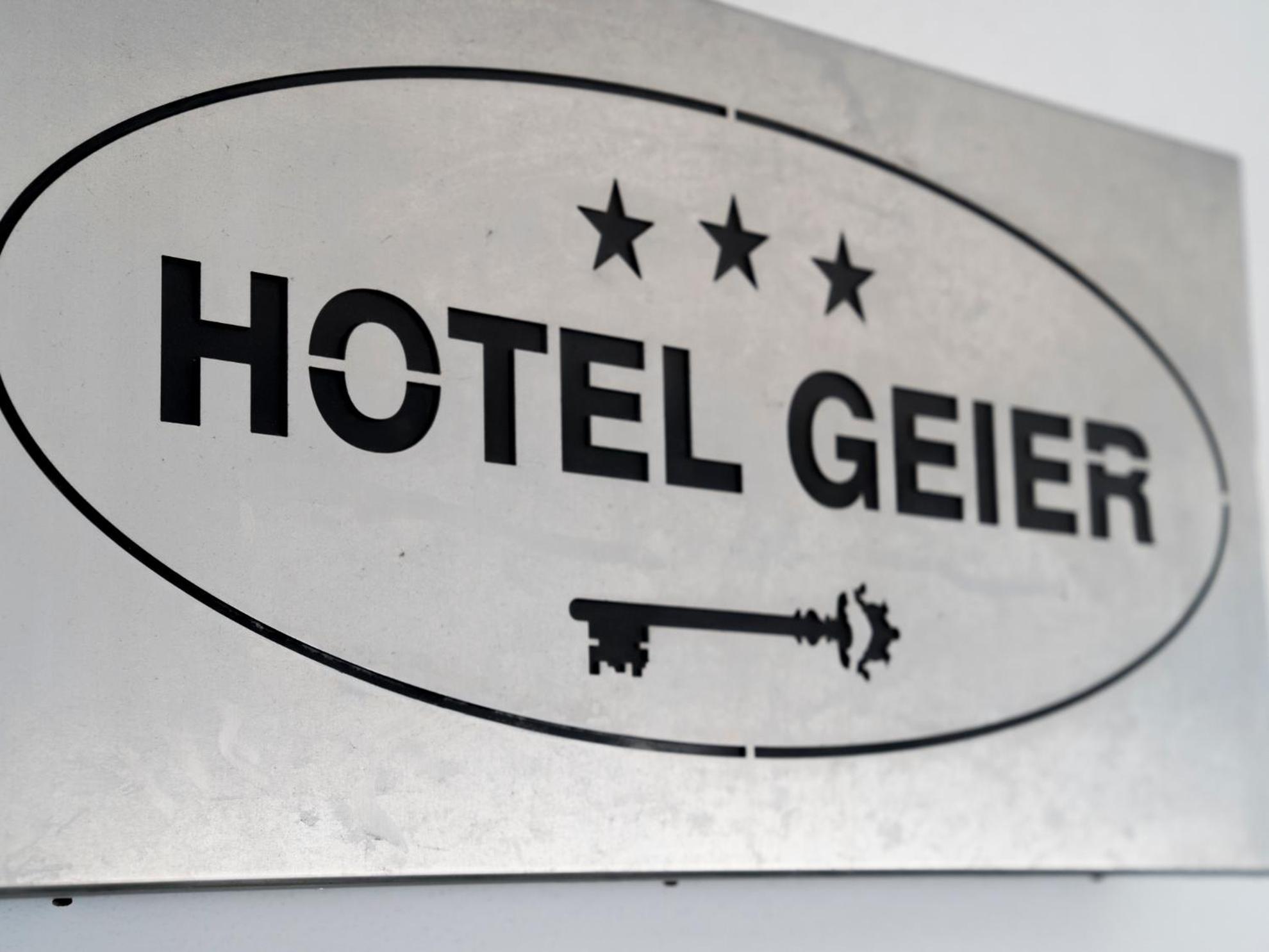 Hotel Geier トルボレ エクステリア 写真